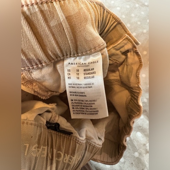 American Eagle Camo Cargo Style Pants - Picture 6 of 6